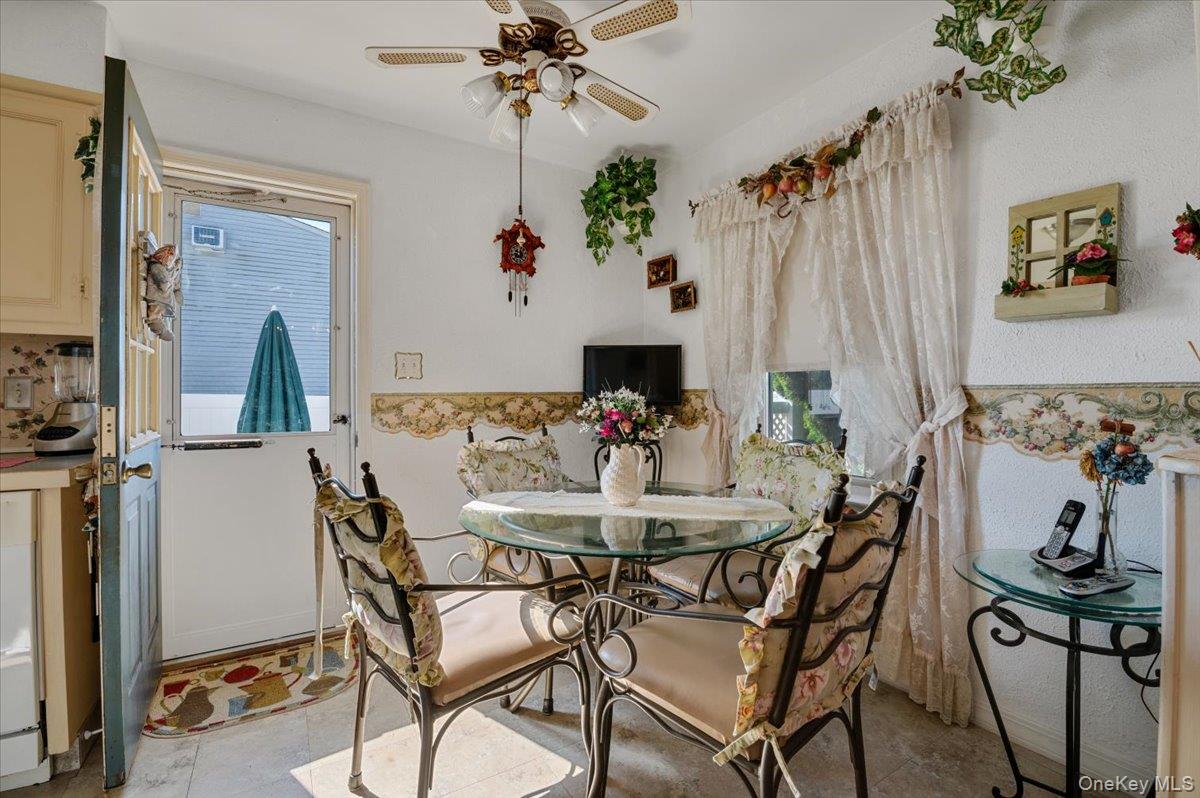 #11 photo, 3520 Mallard Road, Levittown , NY 11756