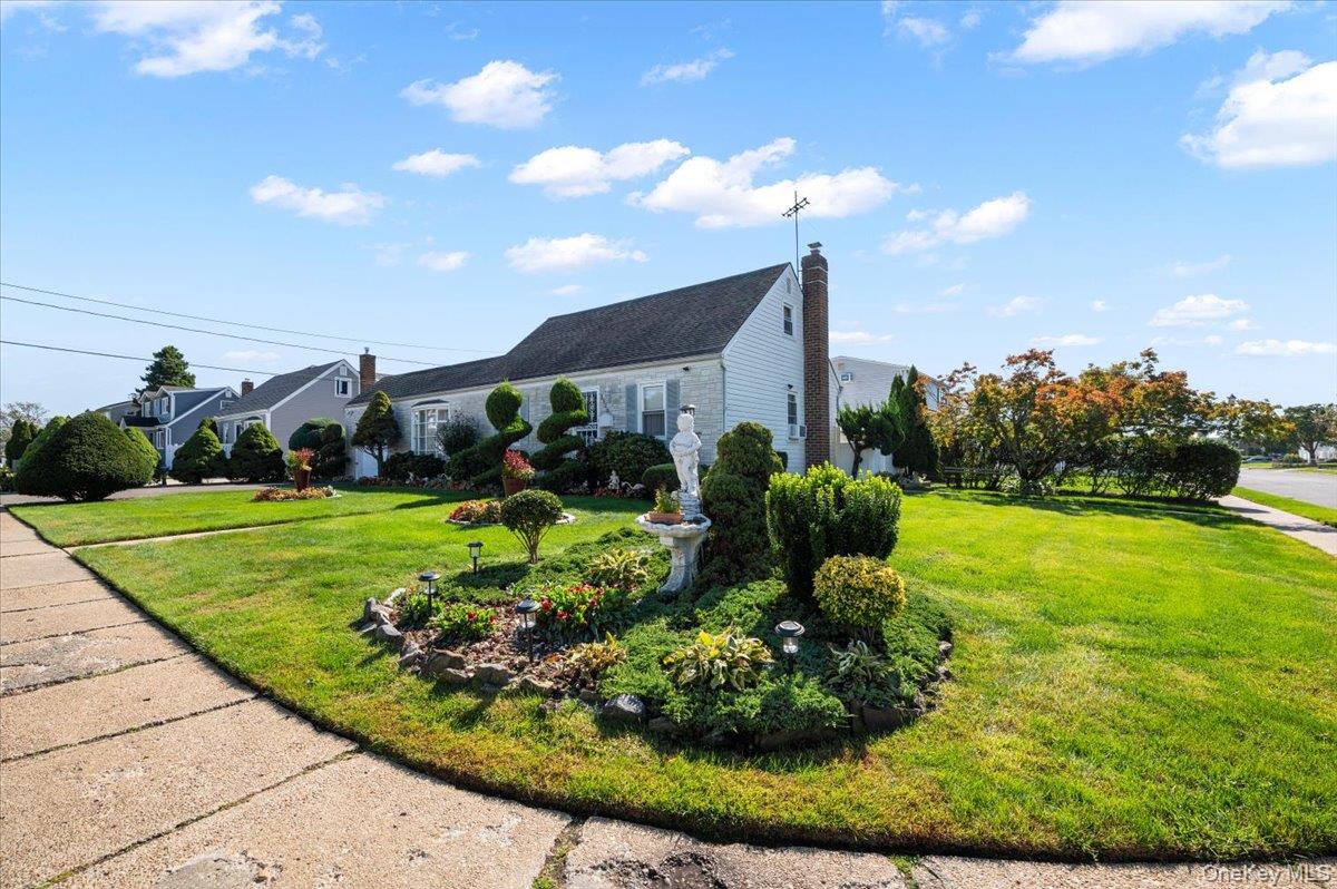 #3 photo, 3520 Mallard Road, Levittown , NY 11756