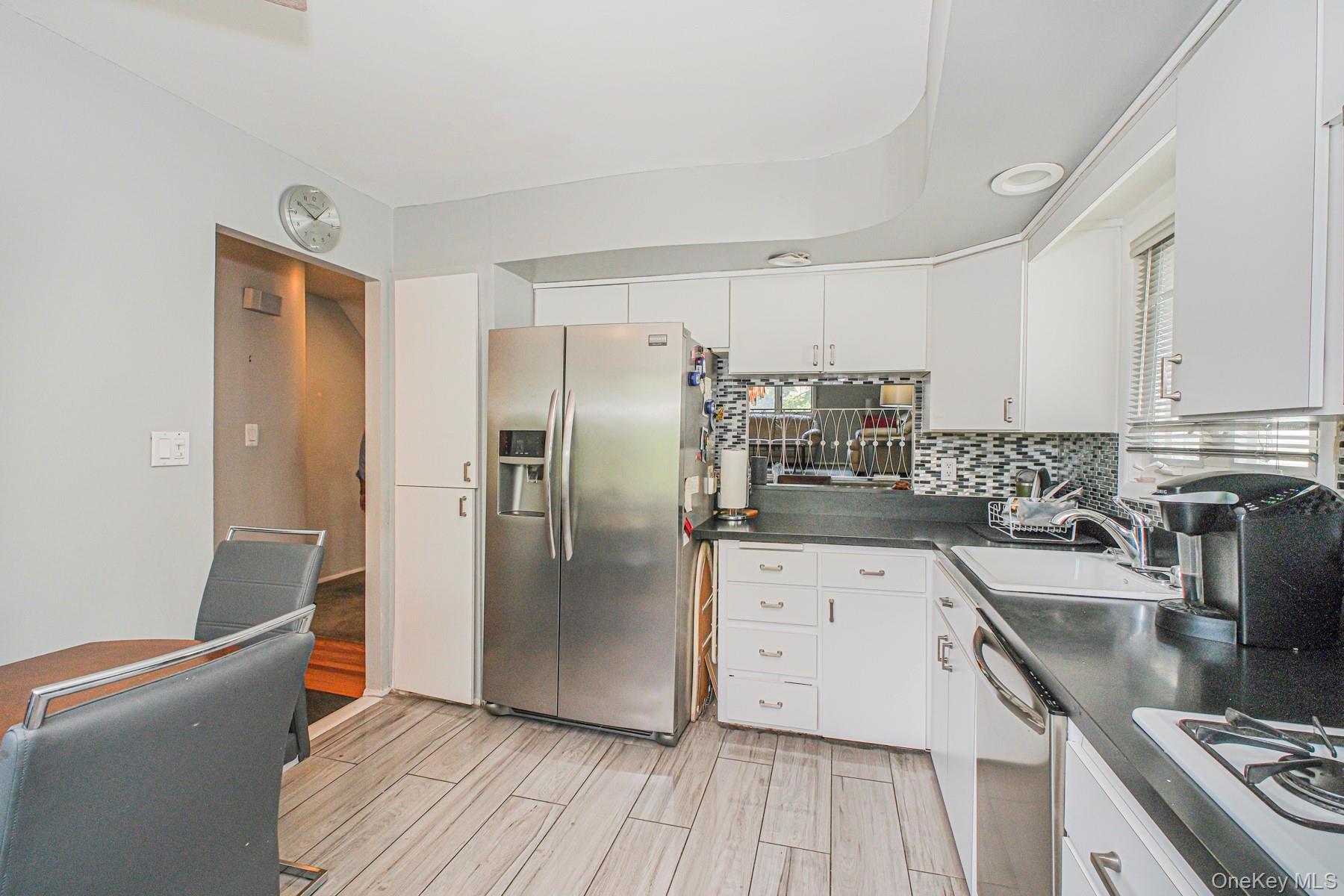 #17 photo, 1438 E 70th Street, ブルックリン区 Brooklyn , NY 11234