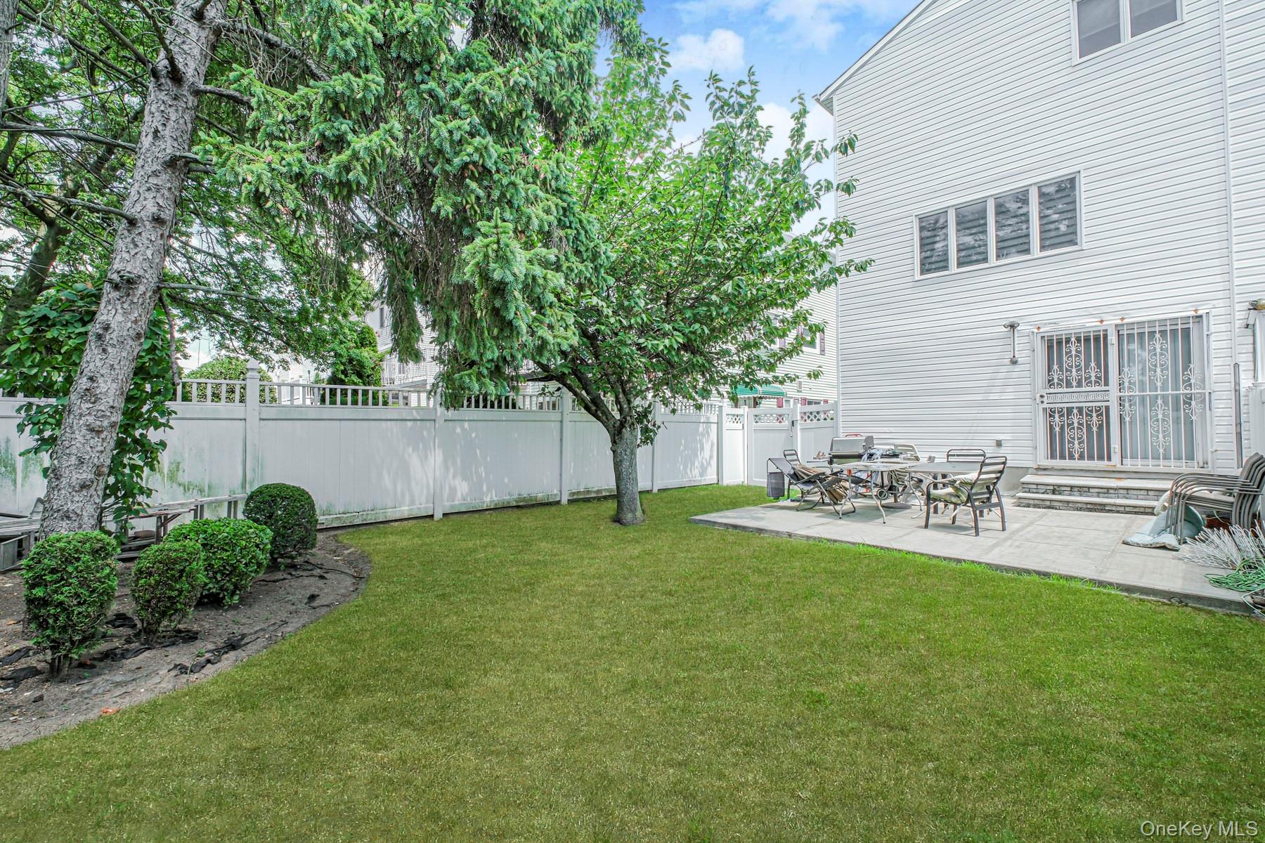 #19 photo, 1438 E 70th Street, ブルックリン区 Brooklyn , NY 11234