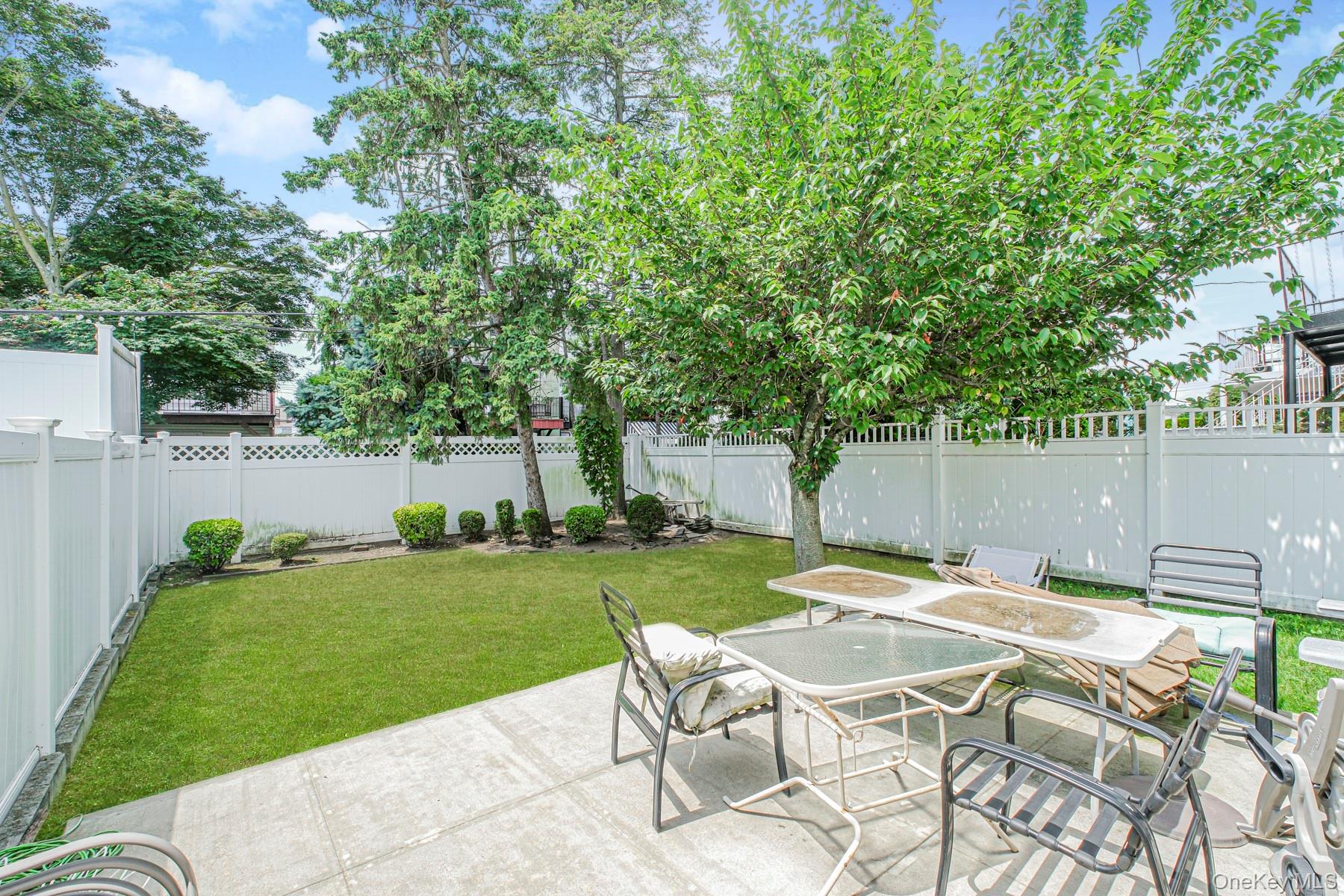 #20 photo, 1438 E 70th Street, ブルックリン区 Brooklyn , NY 11234