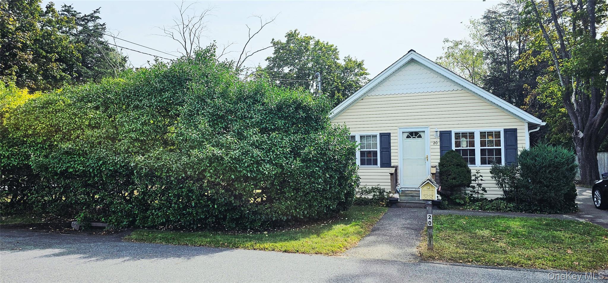 #2 photo, 20 Miller Avenue, サフォーク郡 East Moriches , NY 11940