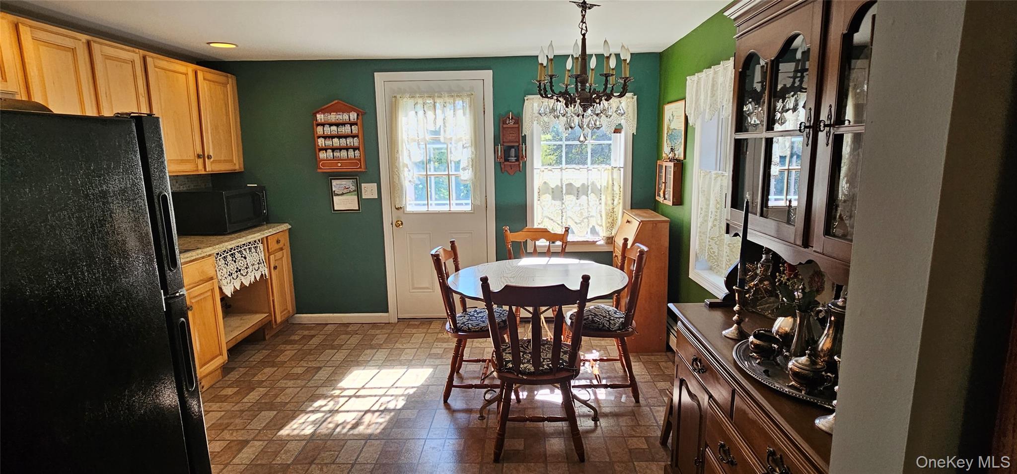 #6 photo, 20 Miller Avenue, サフォーク郡 East Moriches , NY 11940