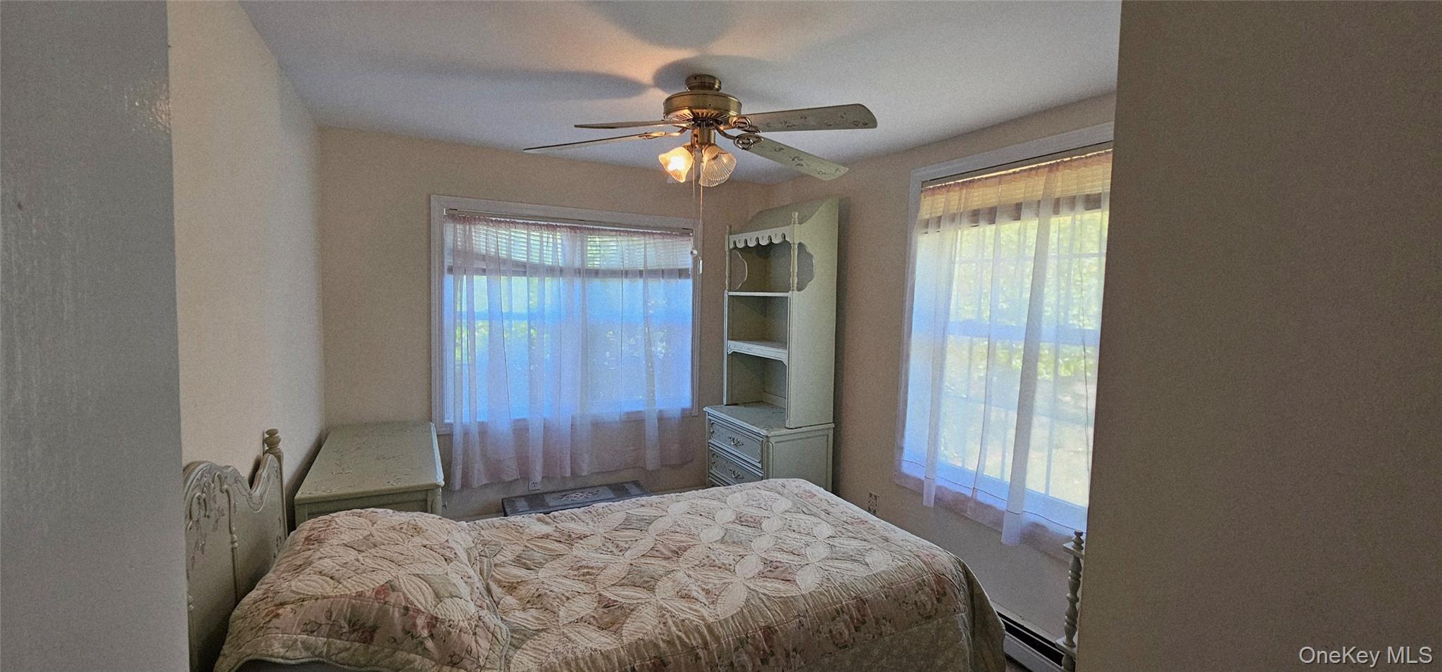 #8 photo, 20 Miller Avenue, サフォーク郡 East Moriches , NY 11940