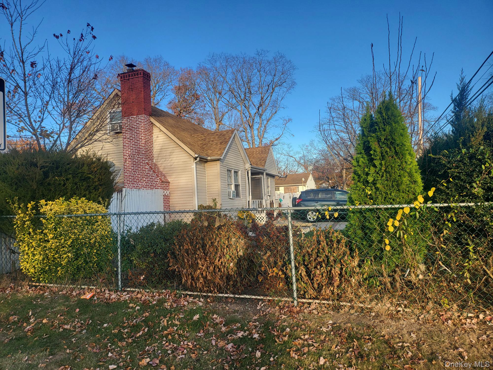 #1 photo, 47 Washington Avenue, 东长岛 Wyandanch , NY 11798