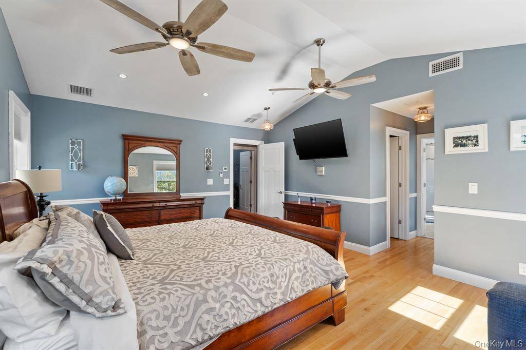 #28 photo, 42 Colonial Ave, Warwick , NY 10990