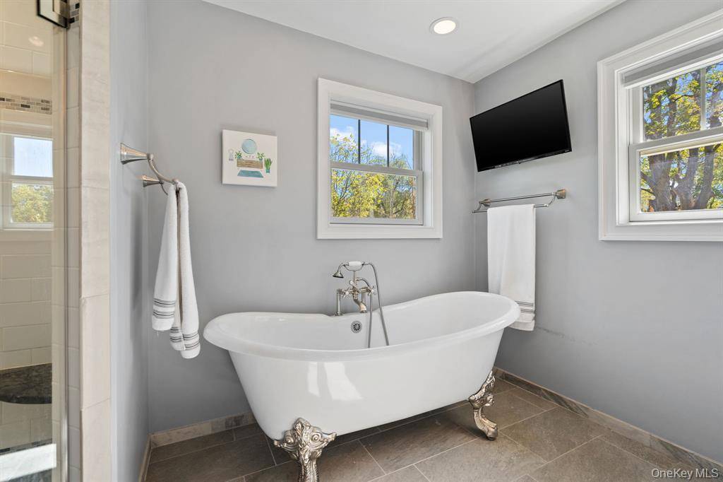 #30 photo, 42 Colonial Ave, Warwick , NY 10990