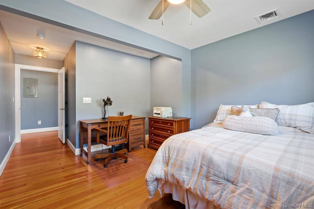 #35 photo, 42 Colonial Ave, Warwick , NY 10990