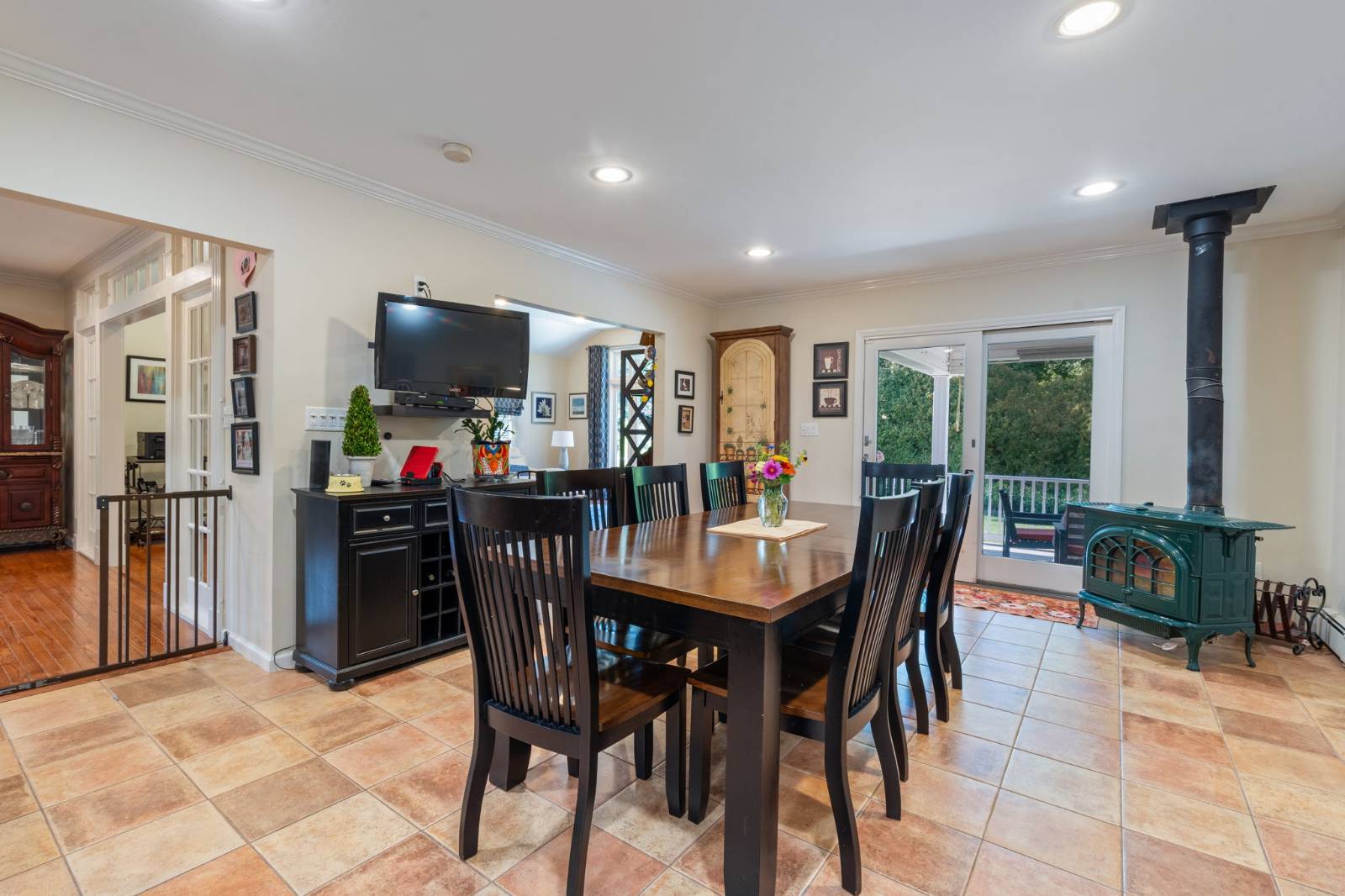 #13 photo, 6 Daniel Way, Setauket , NY 11733