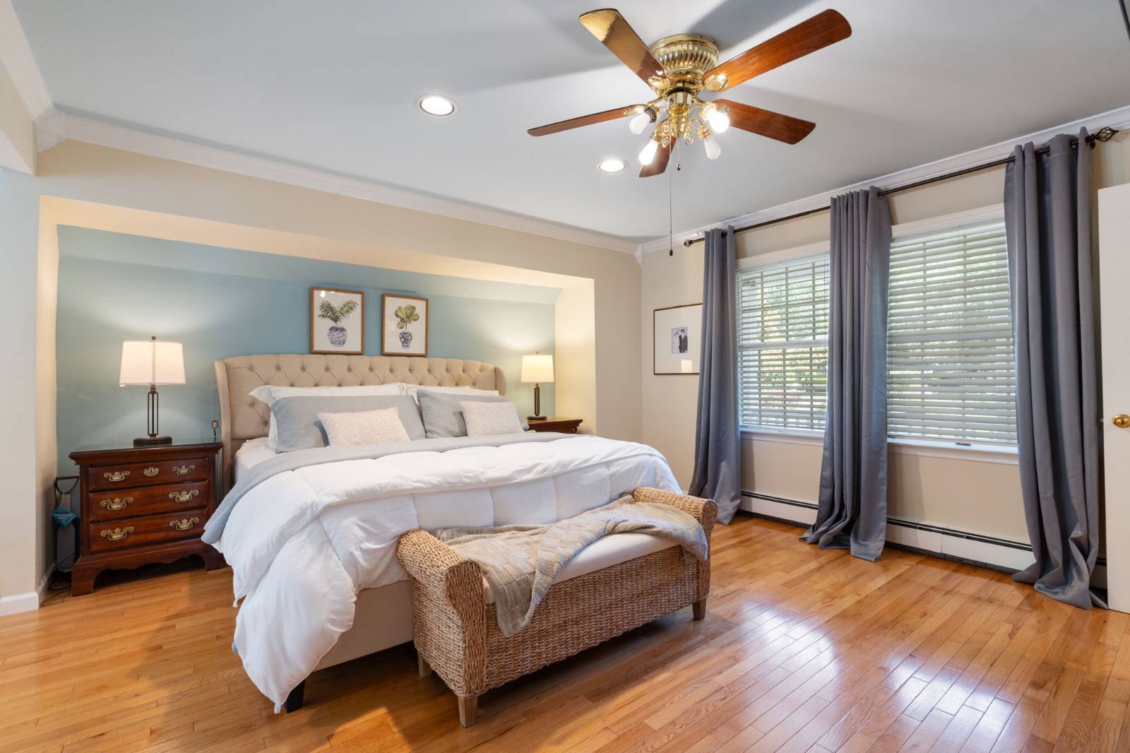 #22 photo, 6 Daniel Way, Setauket , NY 11733