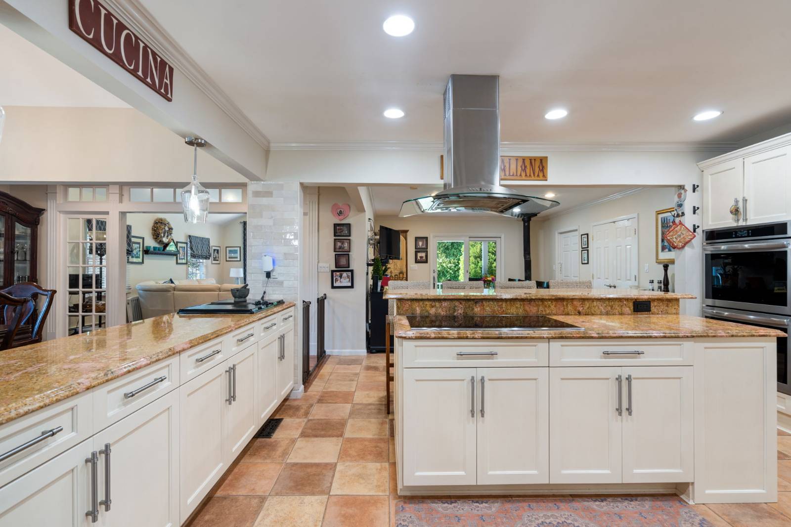 #9 photo, 6 Daniel Way, Setauket , NY 11733