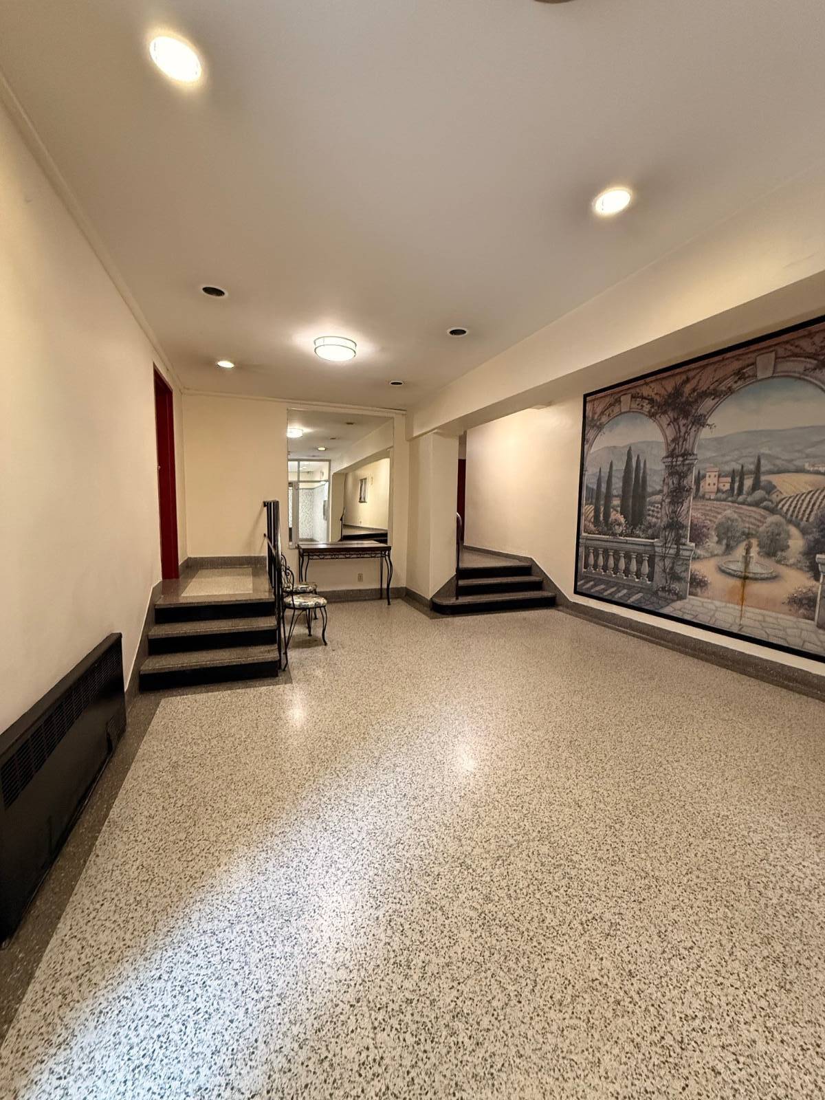 #19 photo, 1010 SHERMAN AVENUE, #2D, ブロンクス区 Concourse Village , NY 10456