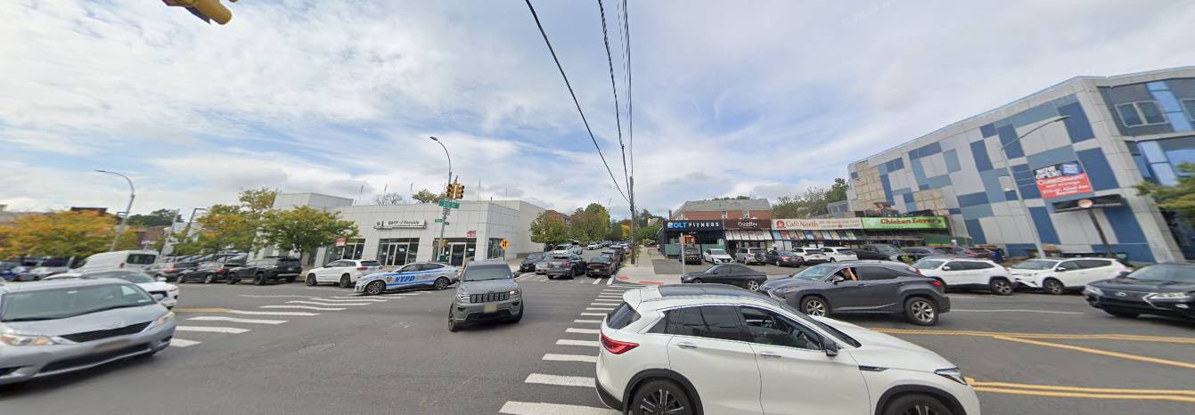 #1 photo, 43-24 215th Street, Ground Floor, クイーンズ区 Bayside , NY 11361