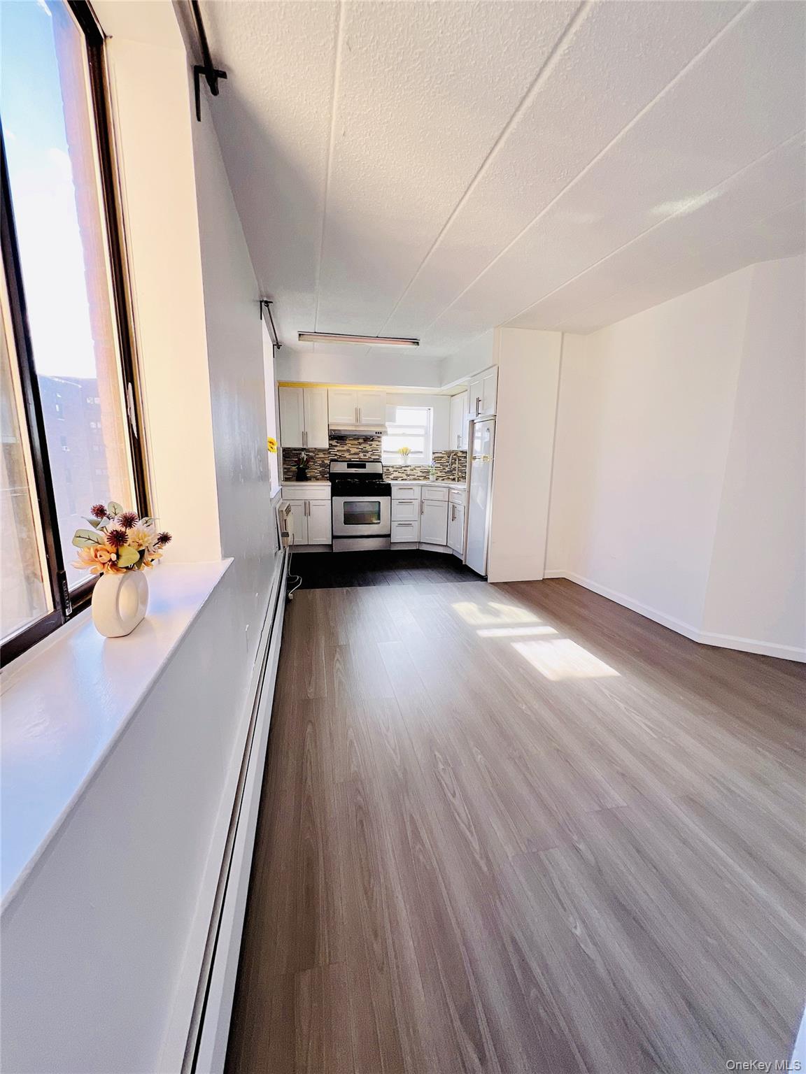 #6 photo, 133-36 41st Road, クイーンズ区 Flushing , NY 11355