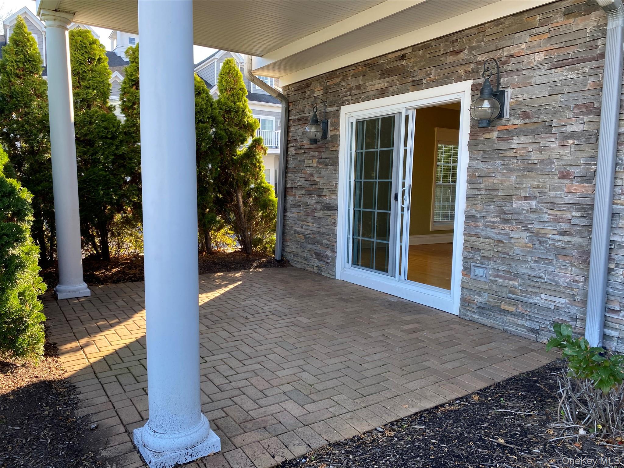 #11 photo, 16 Nicole Court, Copiague , NY 11726