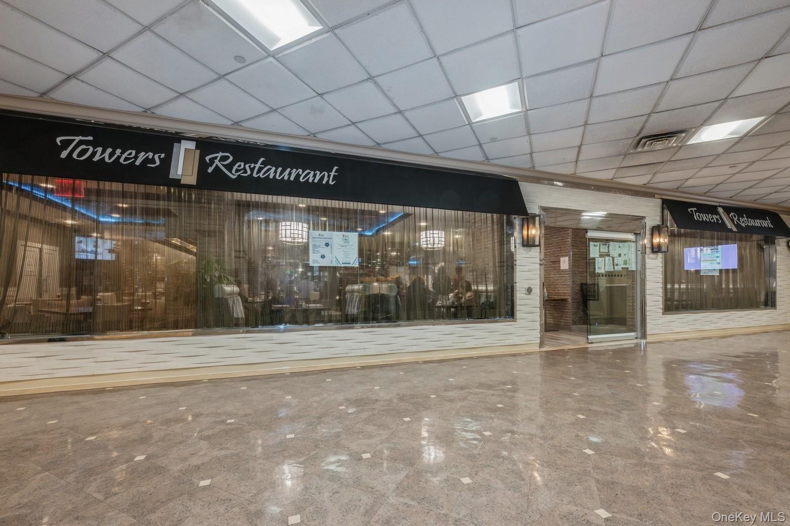 #14 photo, 27110 Grand Central Parkway, クイーンズ区 Floral Park , NY 11005