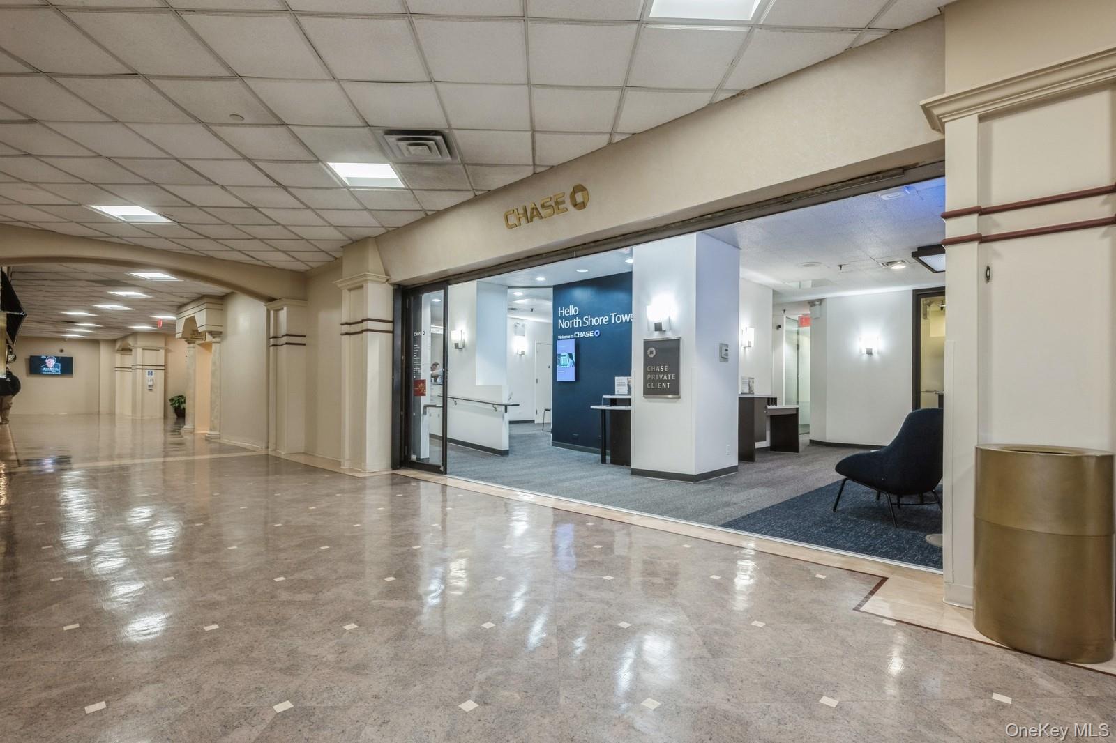 #16 photo, 27110 Grand Central Parkway, クイーンズ区 Floral Park , NY 11005