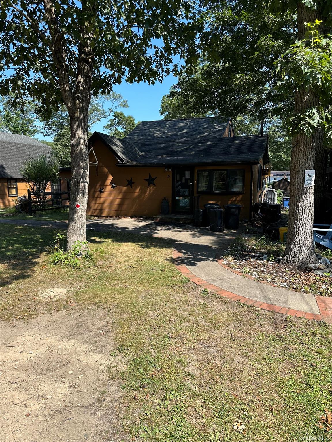 #1 photo, 5 Avon Lane, サフォーク郡 Middle Island , NY 11953