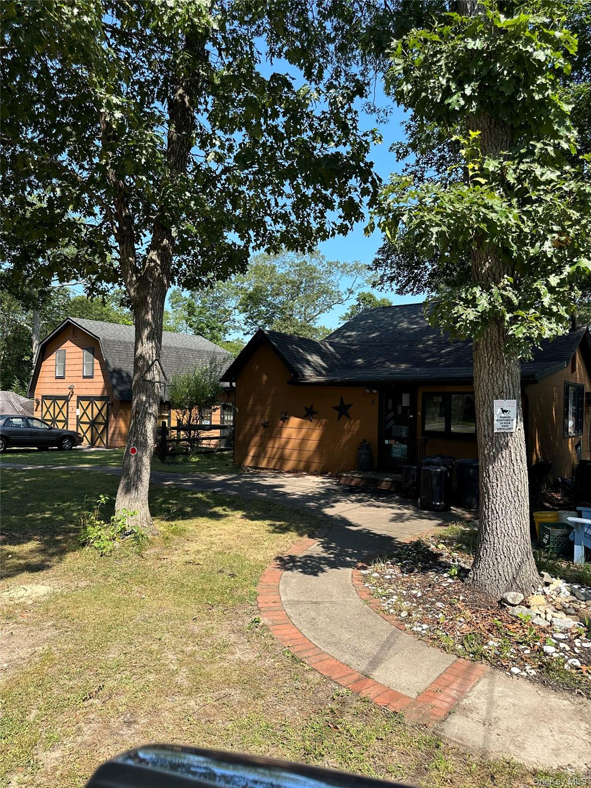 #4 photo, 5 Avon Lane, サフォーク郡 Middle Island , NY 11953