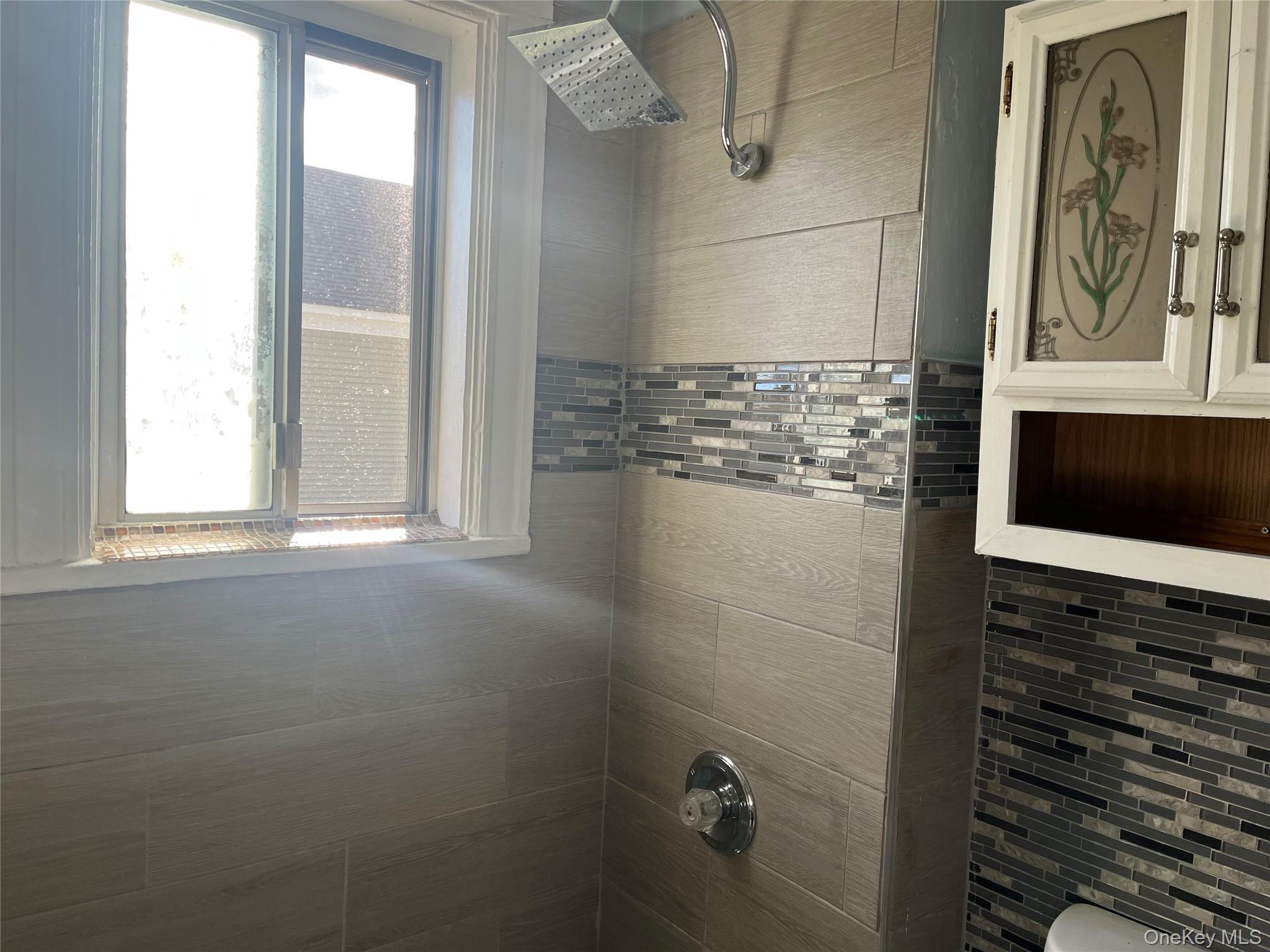 #12 photo, 107 Smith Street, Poughkeepsie , NY 12601