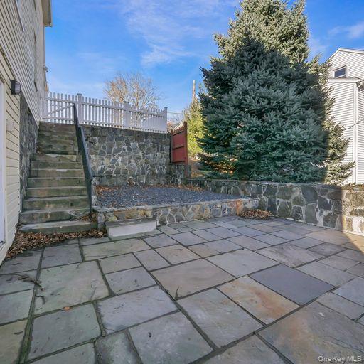 #5 photo, 27 Fremont Street, Harrison , NY 10528