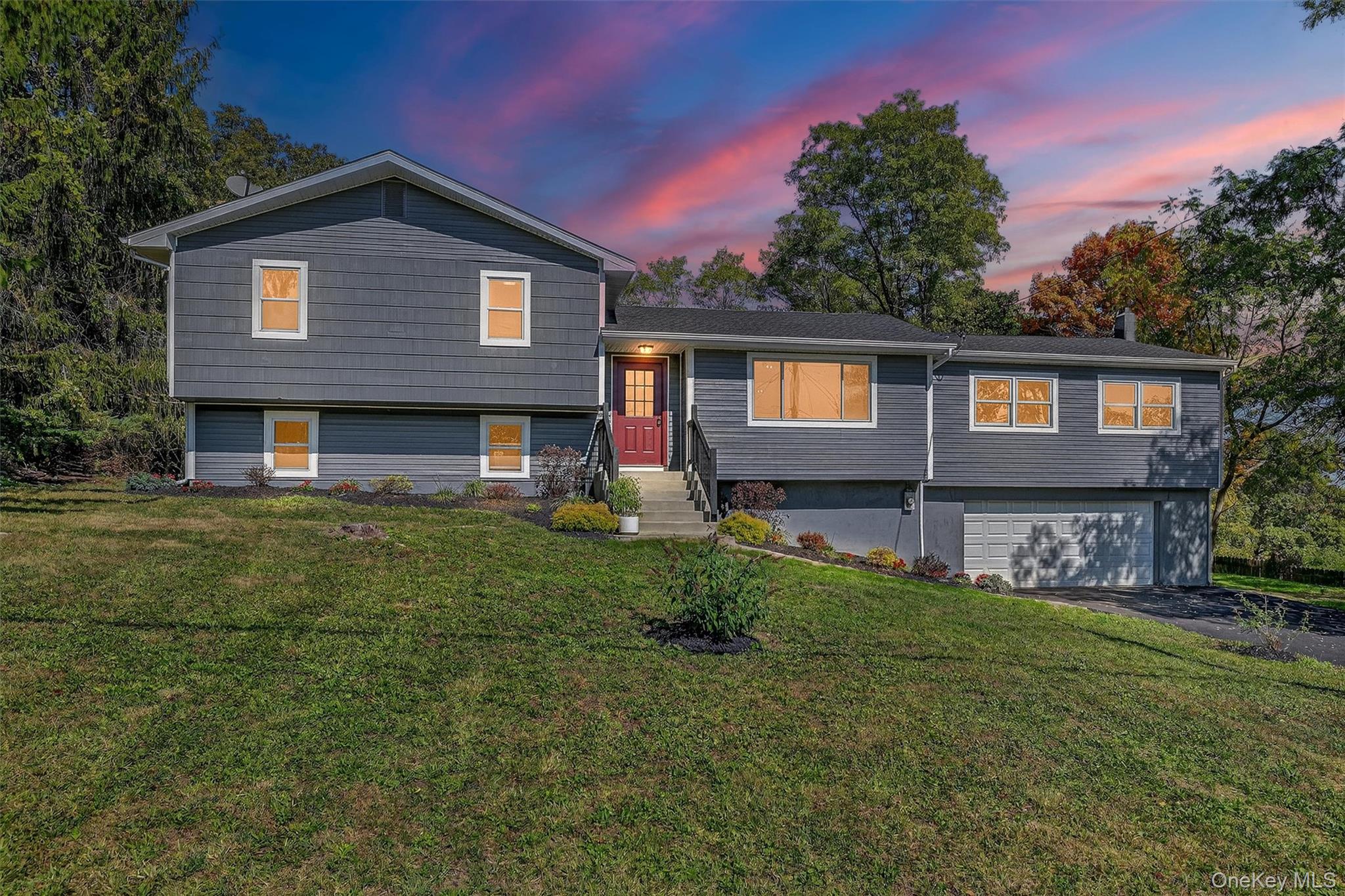 #1 photo, 10 Elizabeth Drive, Wallkill , NY 12589