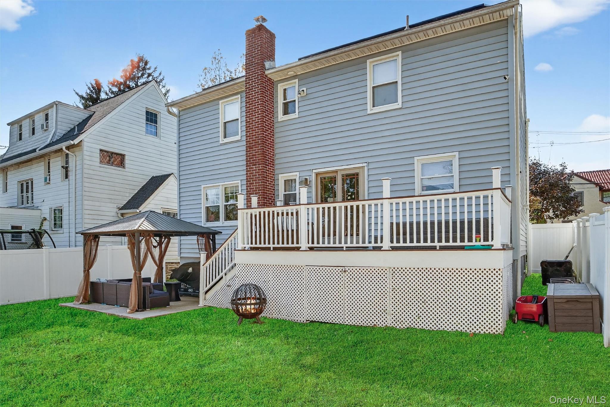 #19 photo, 349 Hawthorne Terrace, Mount Vernon , NY 10552