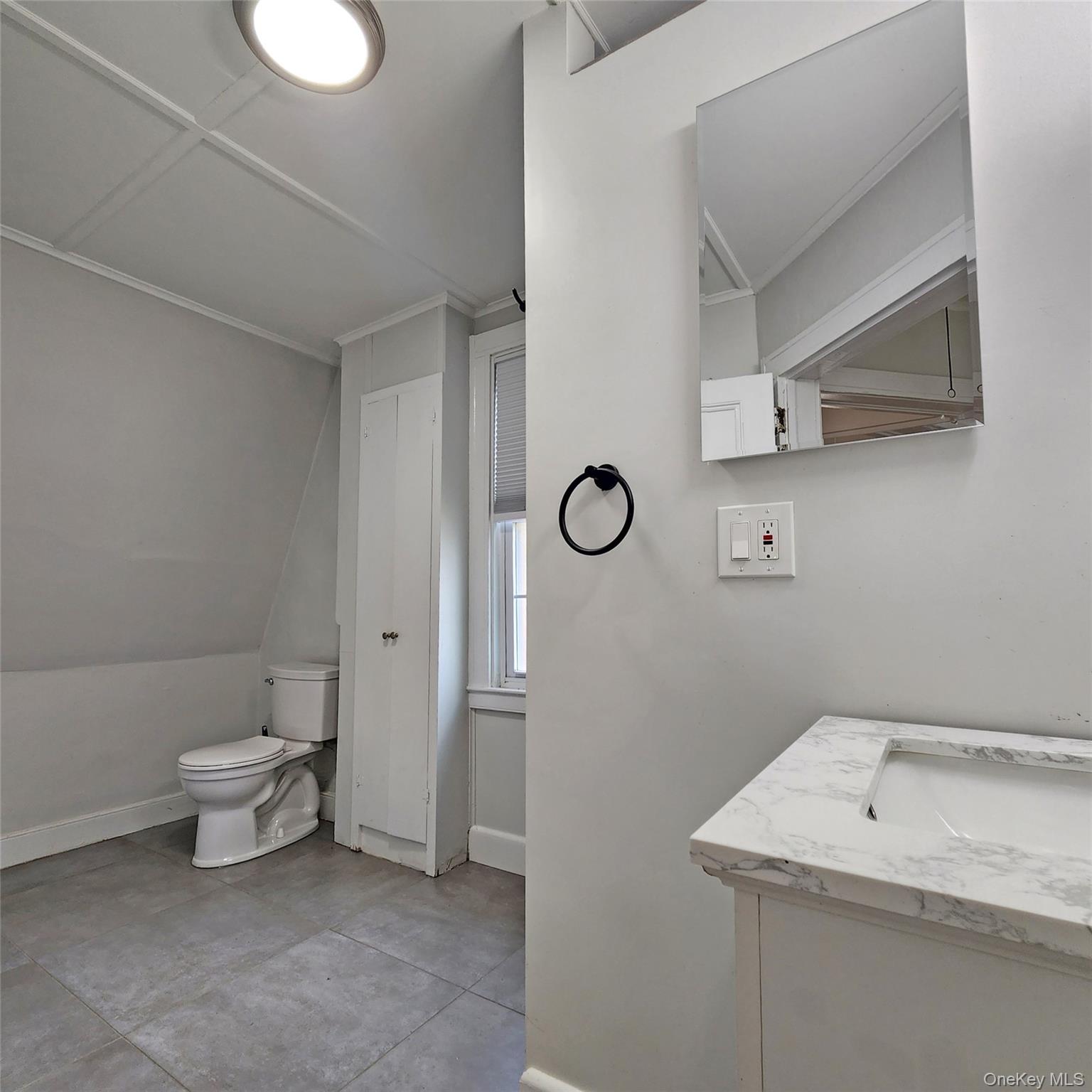 #20 photo, 16 Circle Drive, Tuxedo Park , NY 10987