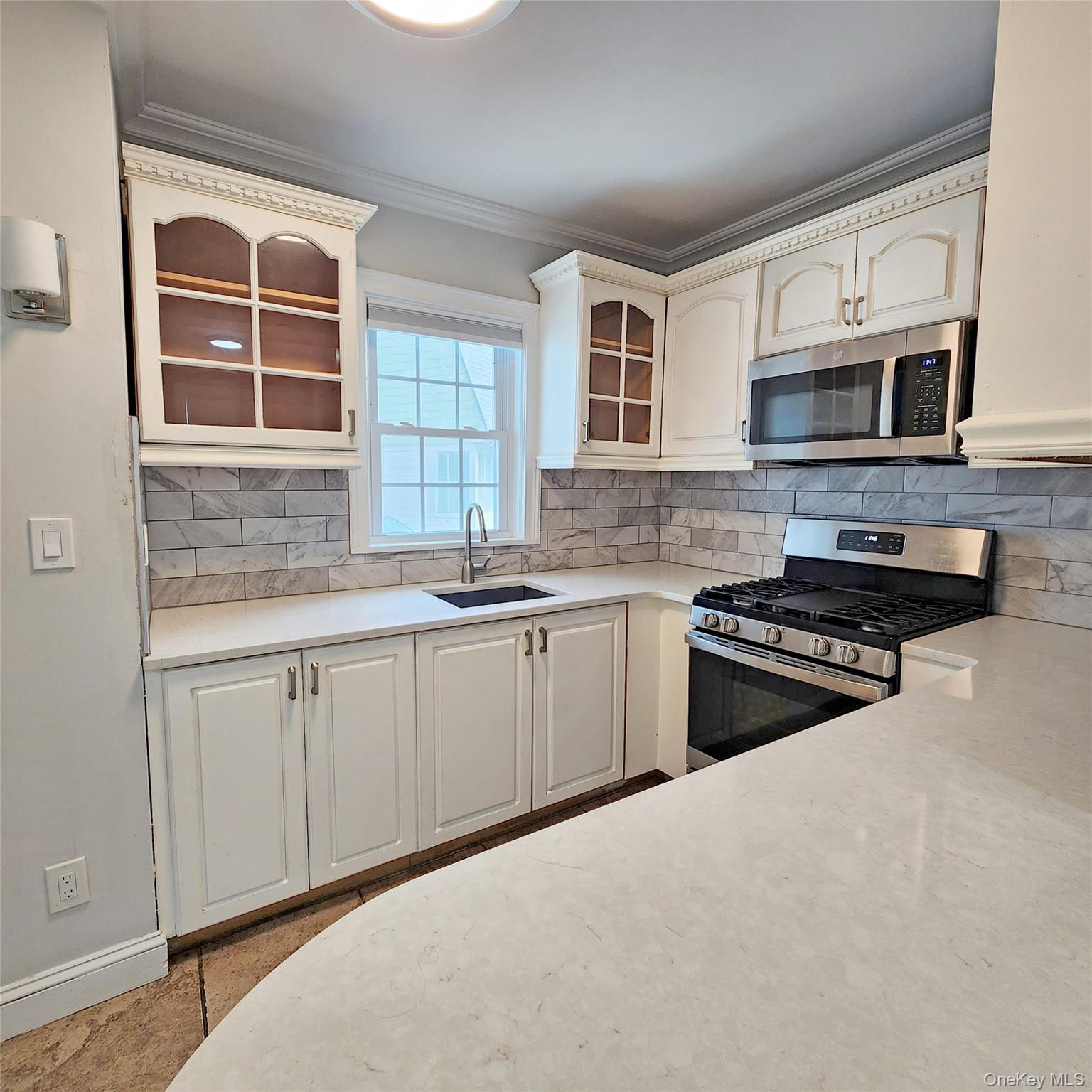 #7 photo, 16 Circle Drive, Tuxedo Park , NY 10987