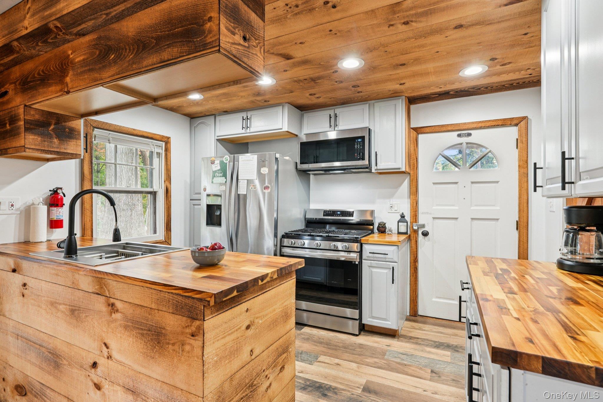 #10 photo, 22 Morgans Way, Greenwood Lake , NY 10925