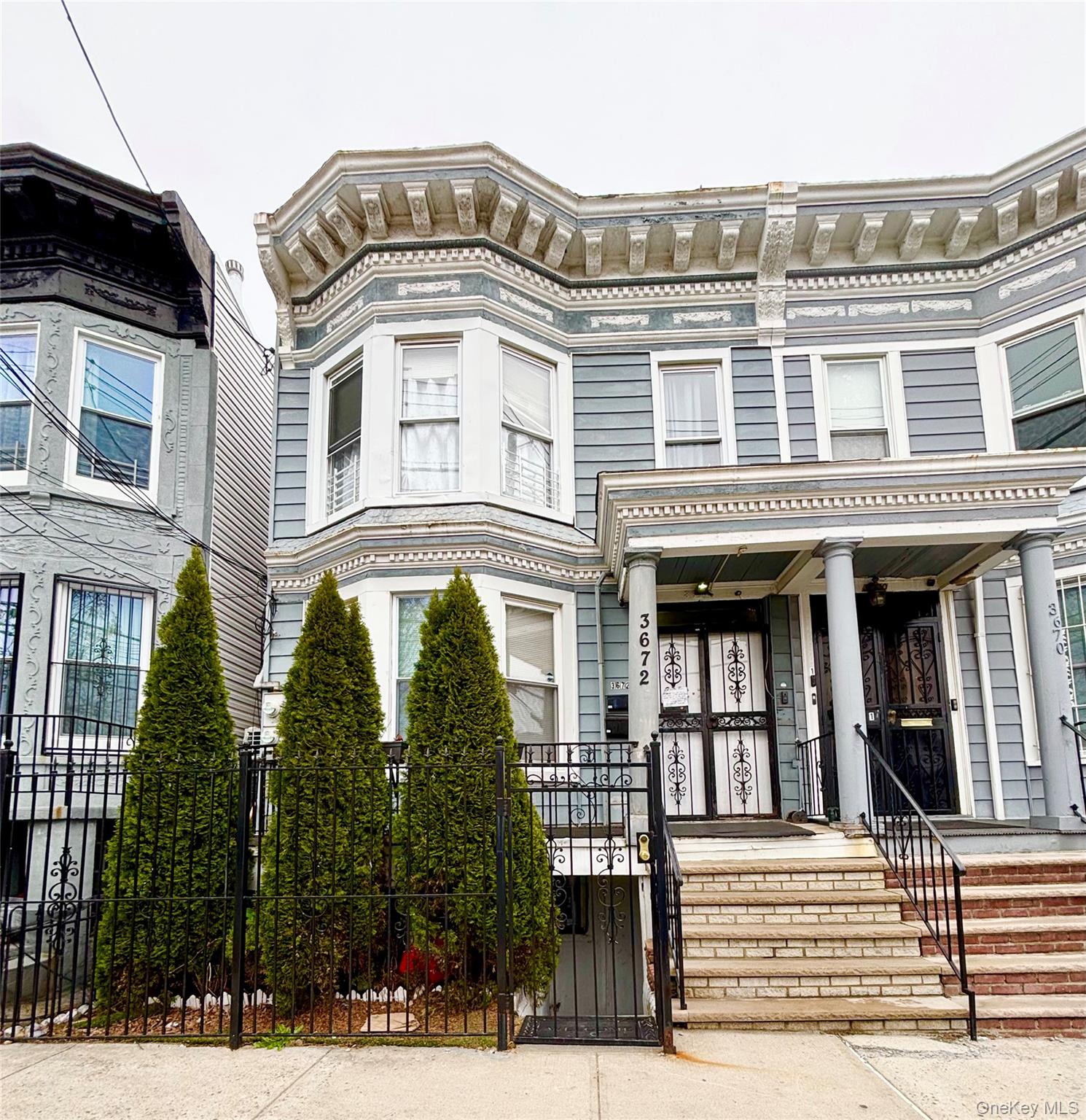 #1 photo, 3672 Barnes Avenue, Bronx , NY 10467