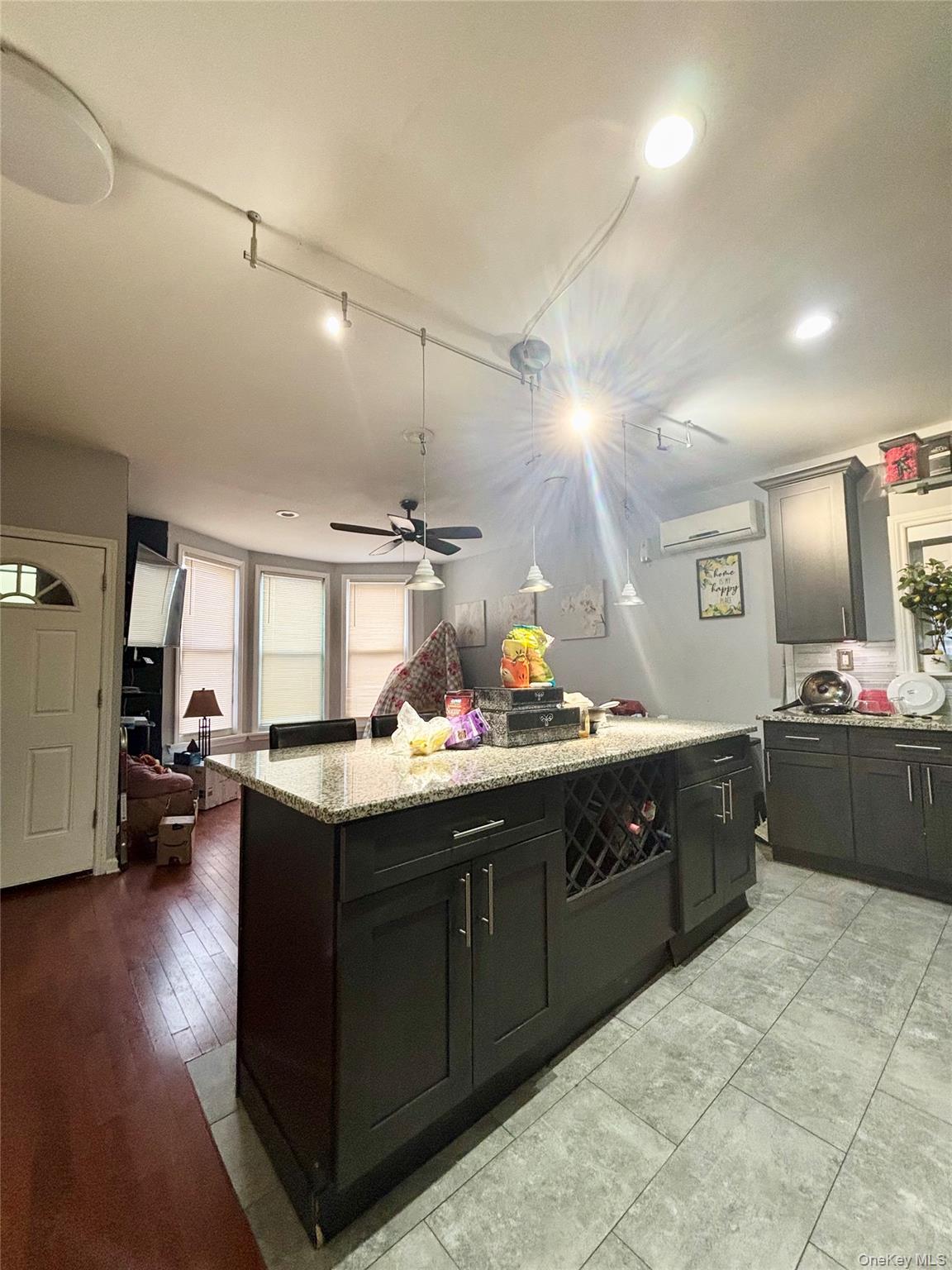 #12 photo, 3672 Barnes Avenue, Bronx , NY 10467