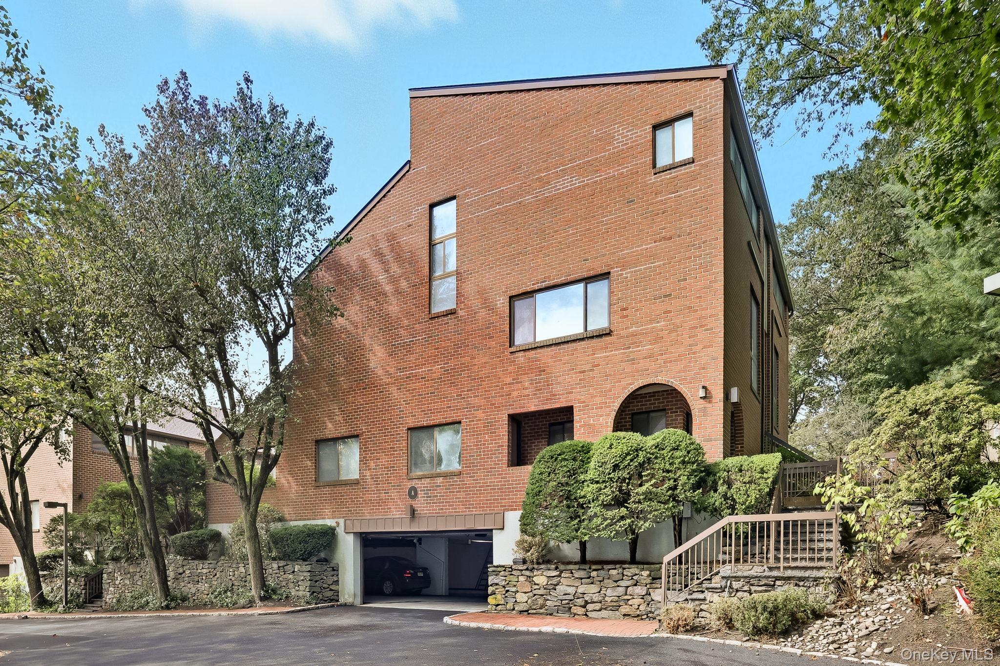 #1 photo, 150 Bedford Road, Chappaqua , NY 10514