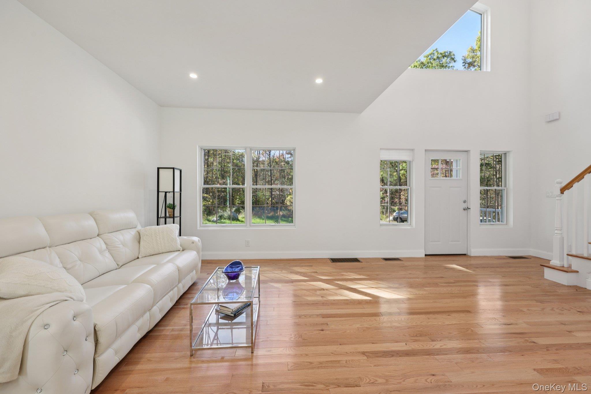 #6 photo, 27 Oak Hill Road, Monroe , NY 10950