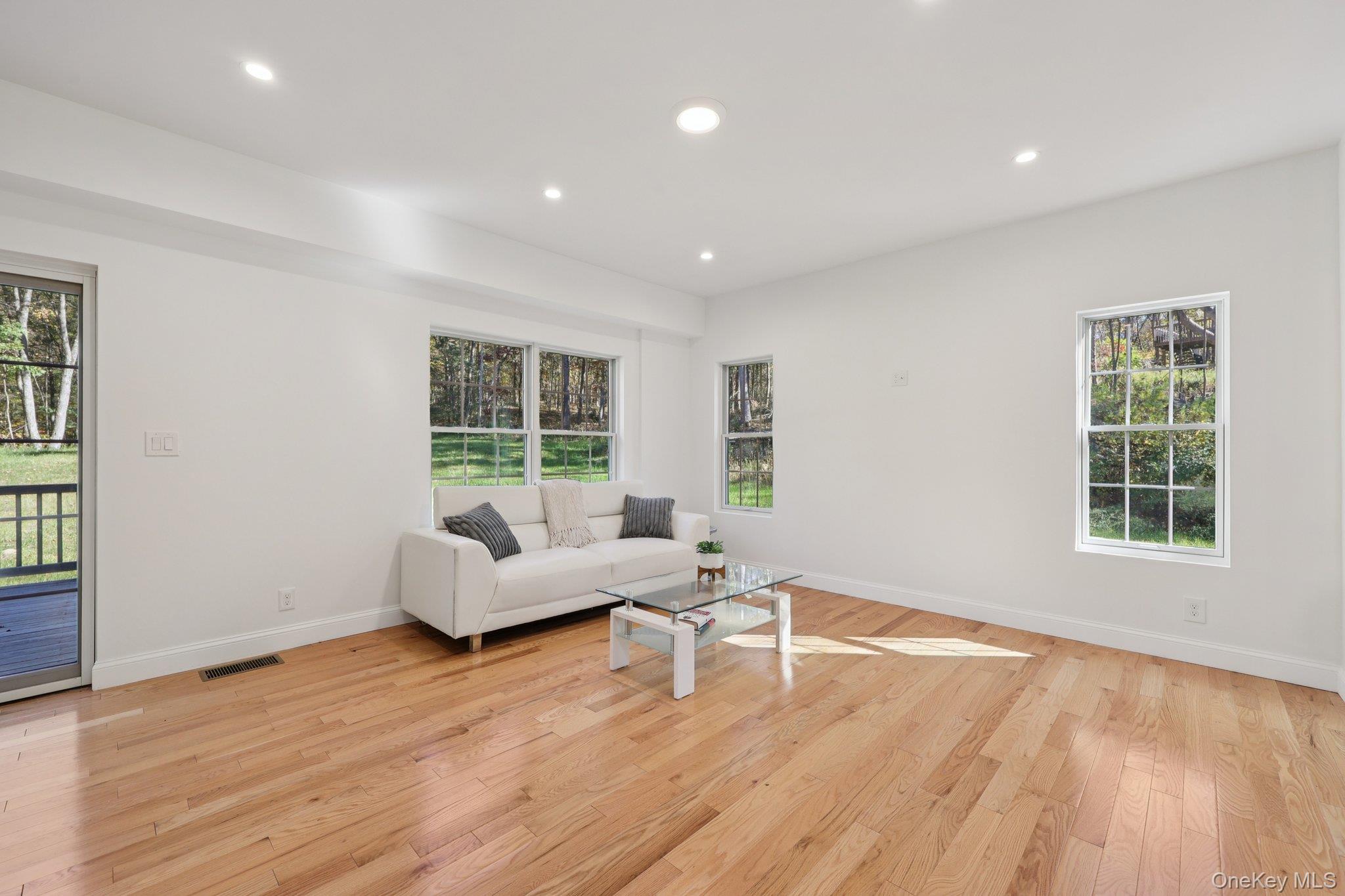 #9 photo, 27 Oak Hill Road, Monroe , NY 10950