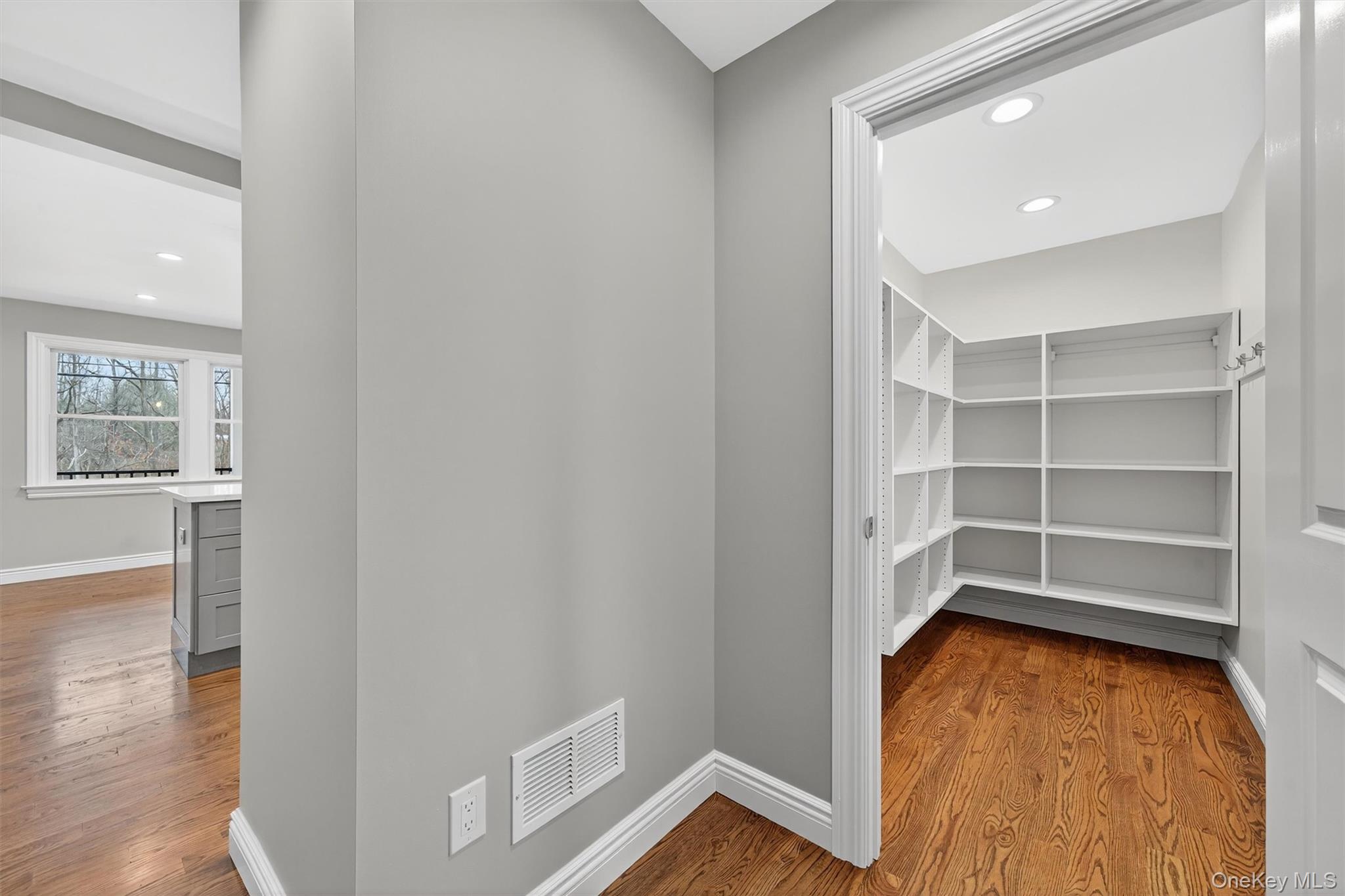 #14 photo, 3 Little York, Warwick , NY 10990