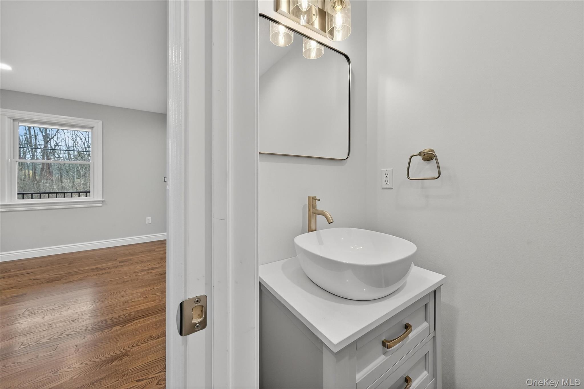 #20 photo, 3 Little York, Warwick , NY 10990