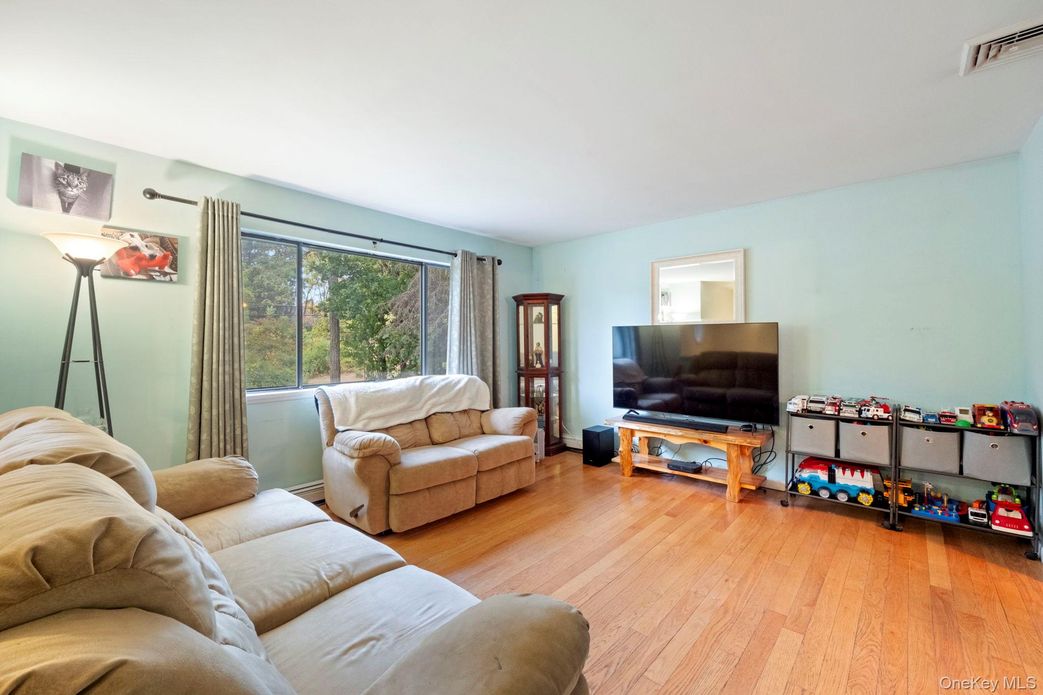 #3 photo, 4 Verven Road, Poughkeepsie , NY 12603