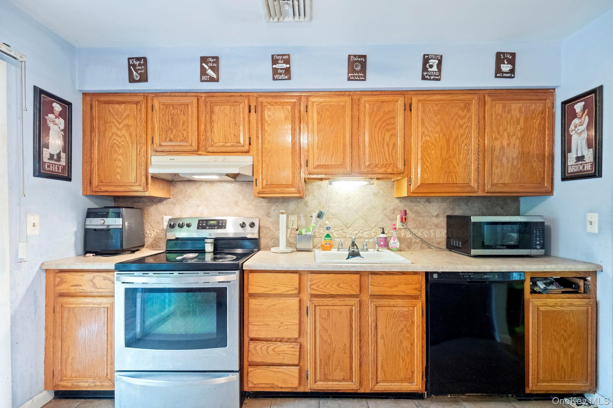 #9 photo, 4 Verven Road, Poughkeepsie , NY 12603