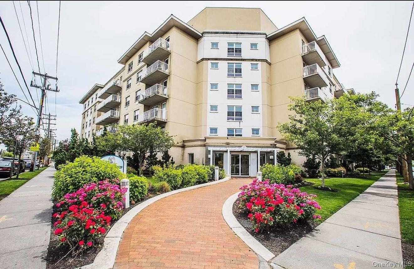 #1 photo, 260 Beach 81st Street, Rockaway Beach , NY 11693