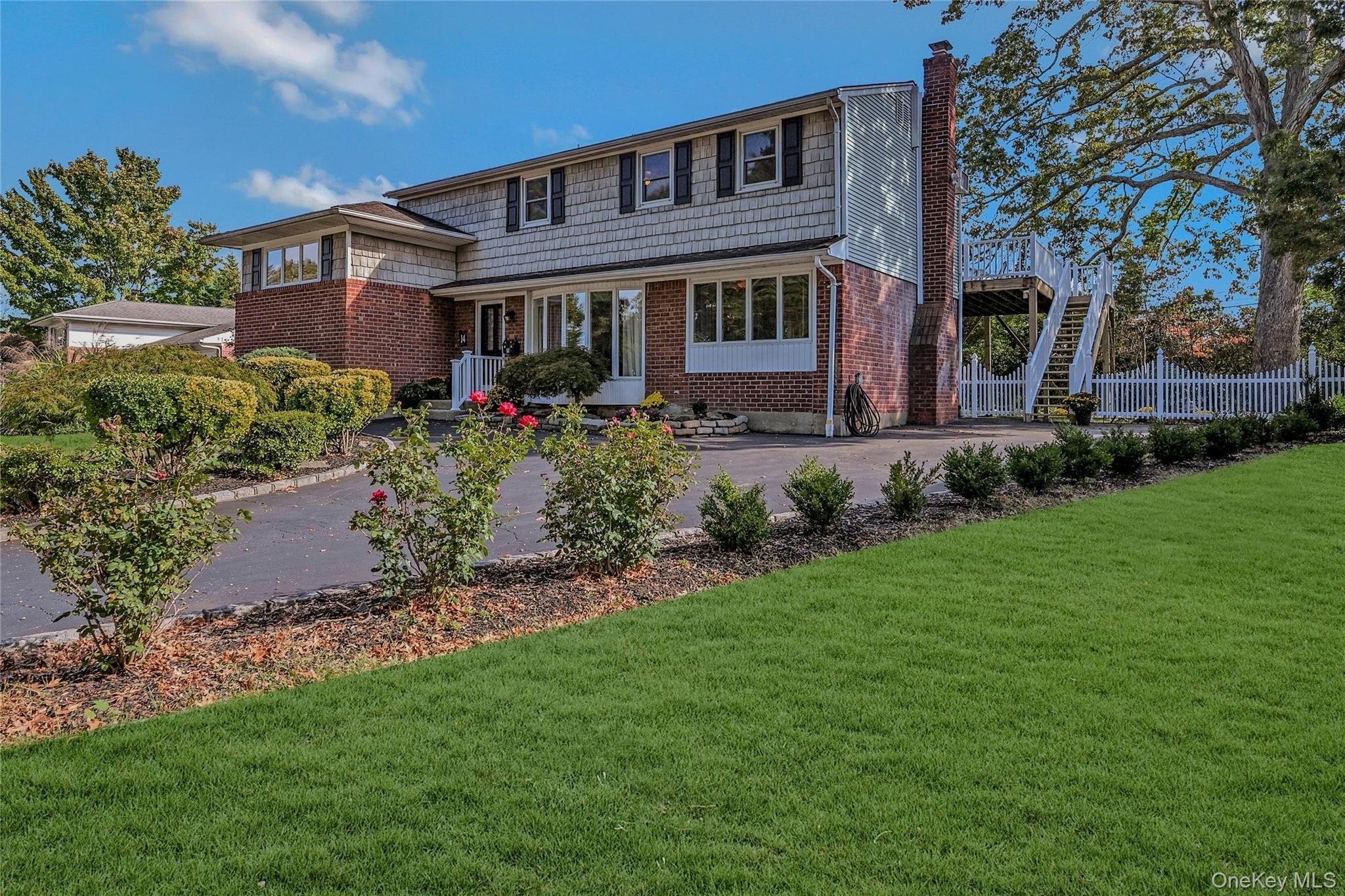 #4 photo, 14 Genesee Drive, サフォーク郡 Commack , NY 11725