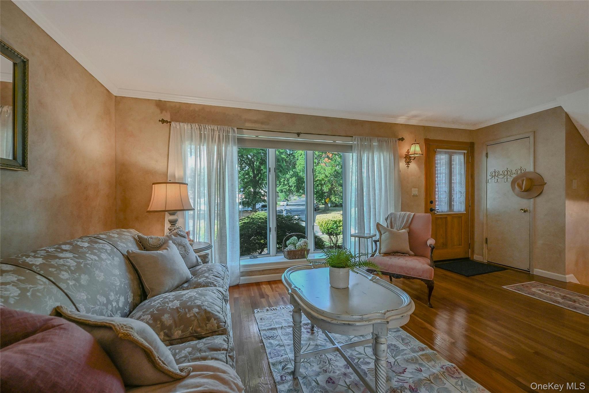 #7 photo, 14 Genesee Drive, サフォーク郡 Commack , NY 11725