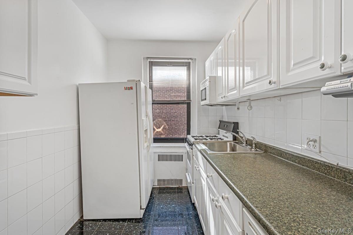 #9 photo, 96-11 65 Road, クイーンズ区 Rego Park , NY 11374