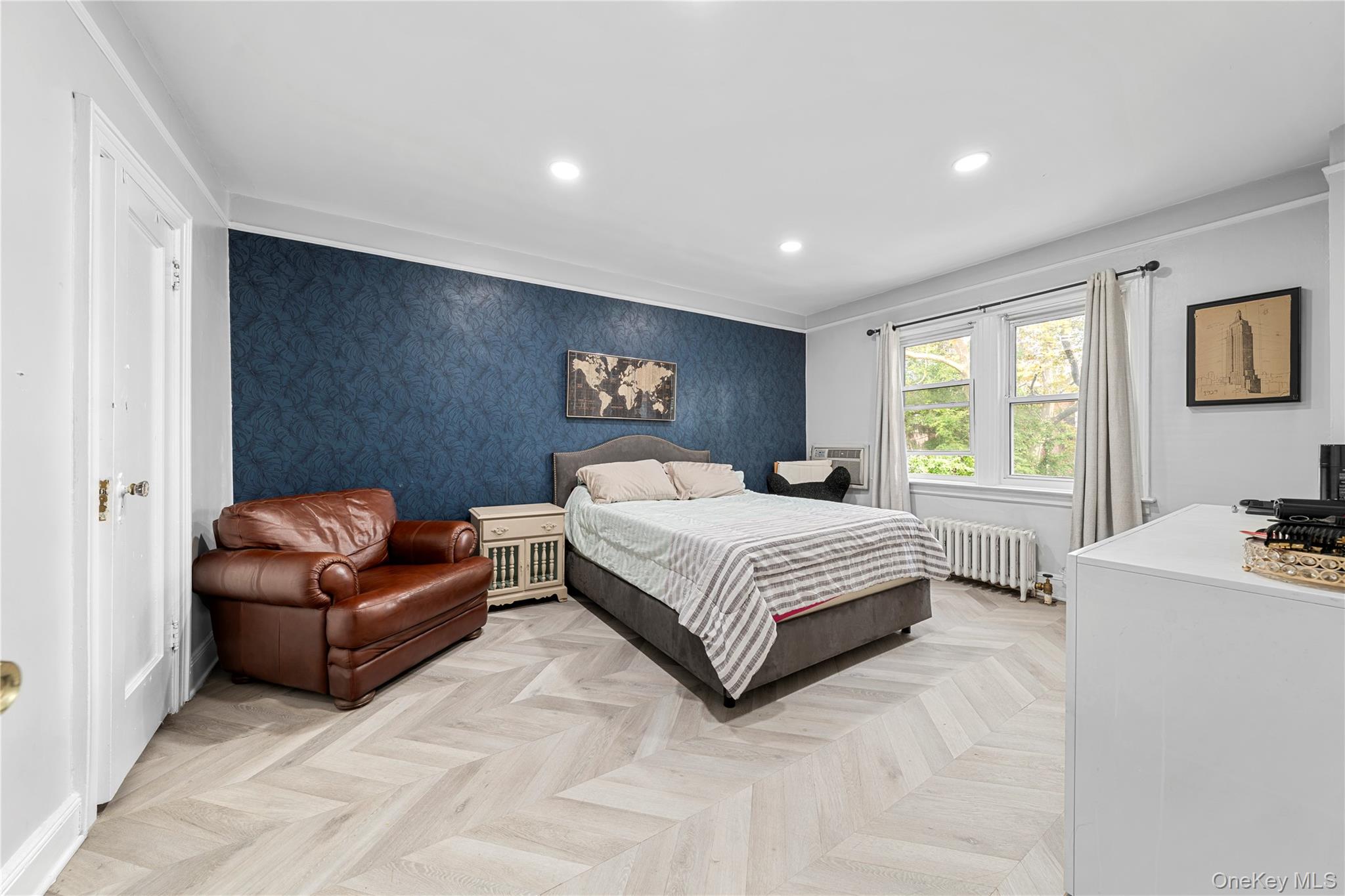 #14 photo, 3433 83rd Street, クイーンズ区 Jackson Heights , NY 11372