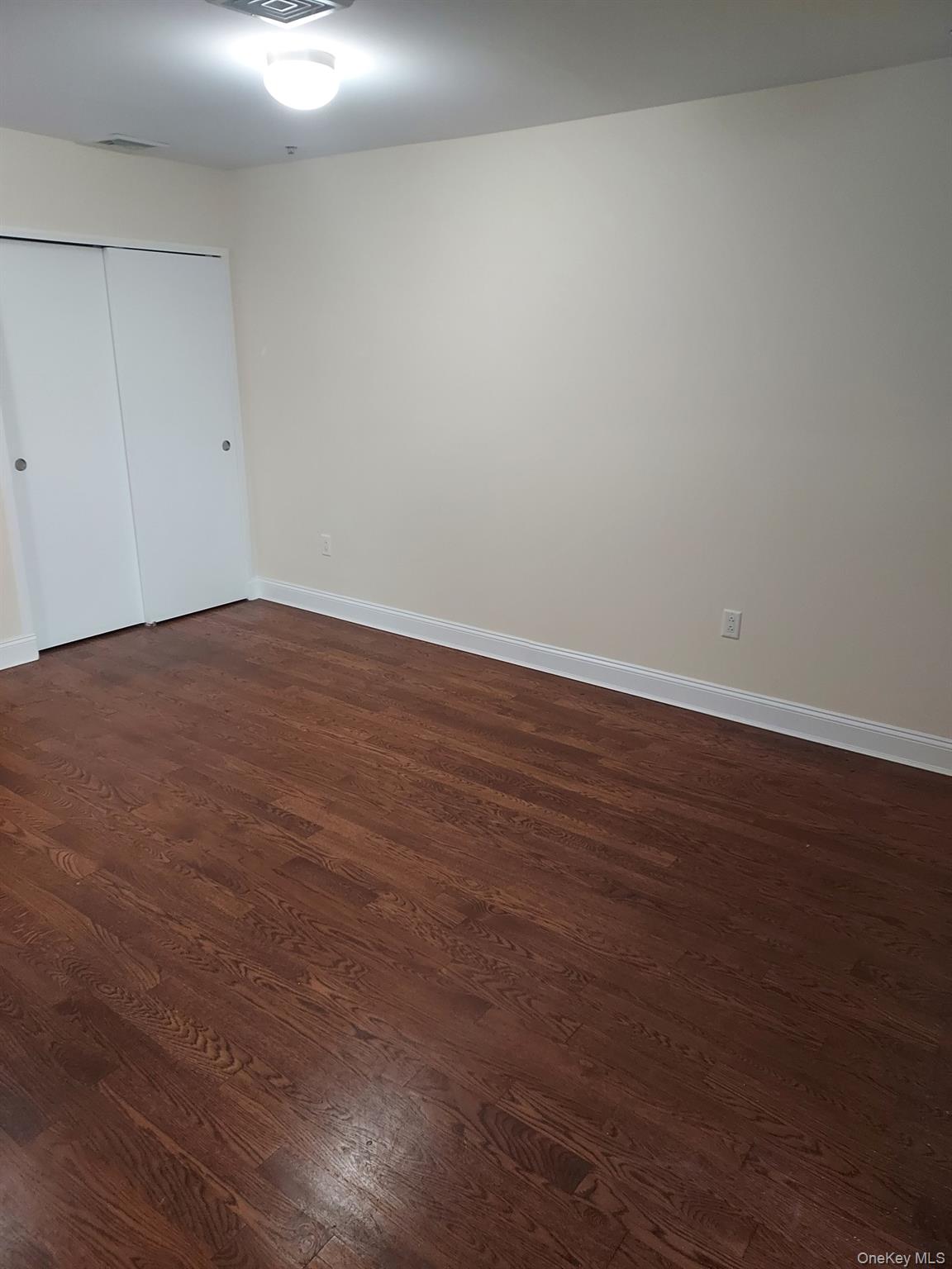 #3 photo, 191 7th Street, Garden City , NY 11530