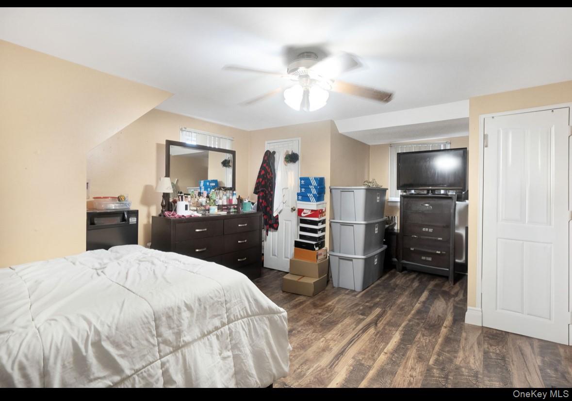 #19 photo, 1024 Mahopac, West Hempstead , NY 11552