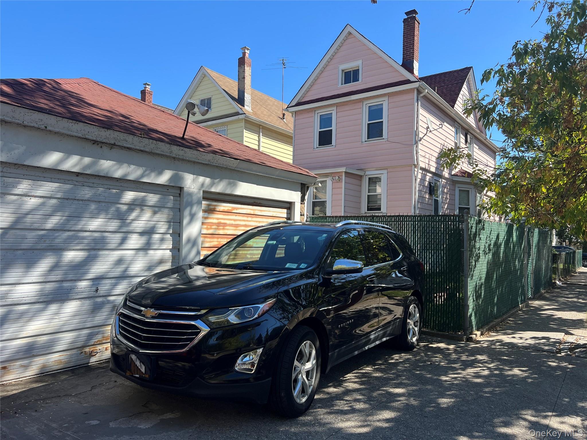 #2 photo, 83-01 Saint James Avenue, Elmhurst , NY 11373