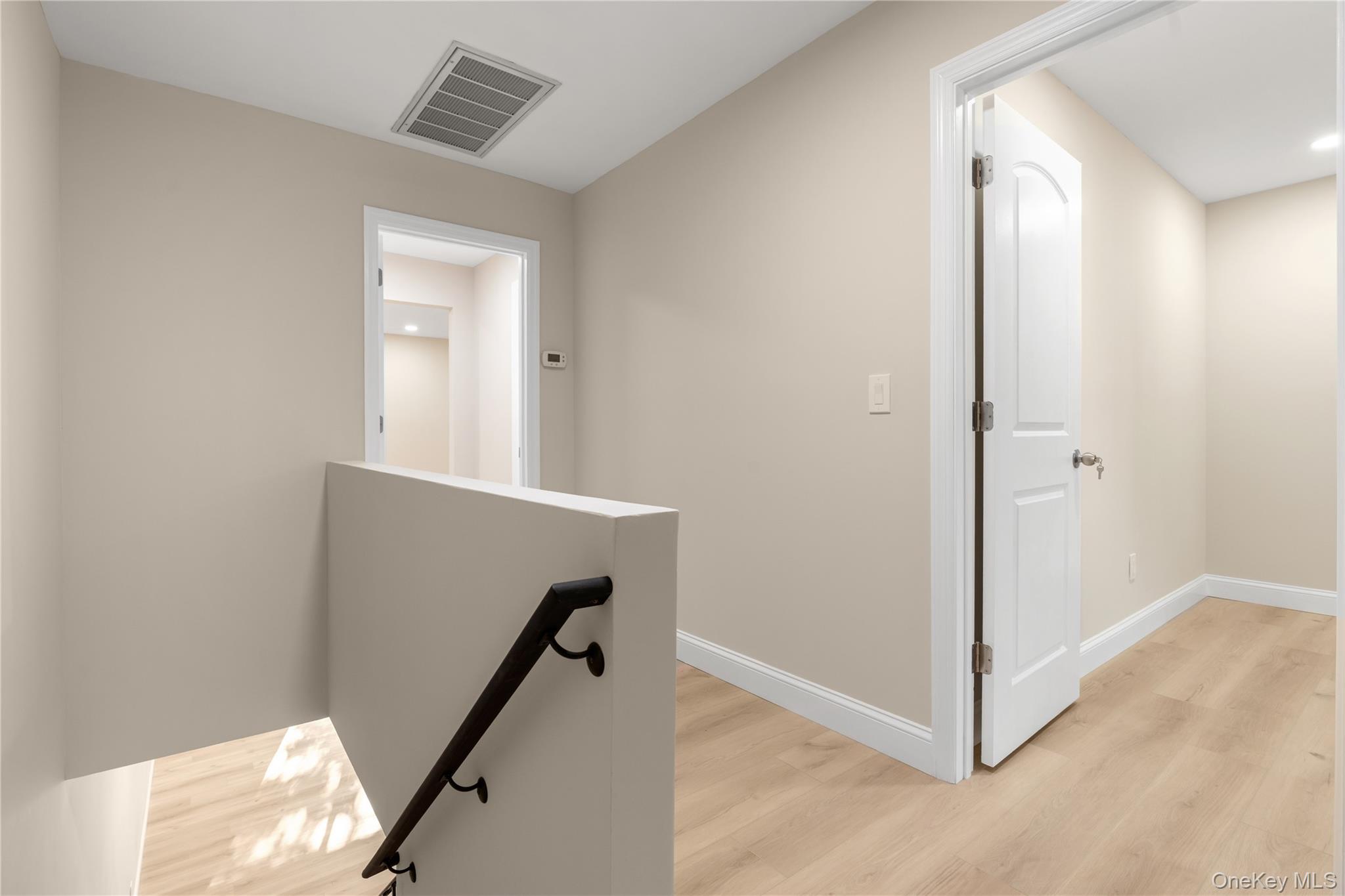 #11 photo, 4 Pine Street, Huntington , NY 11743