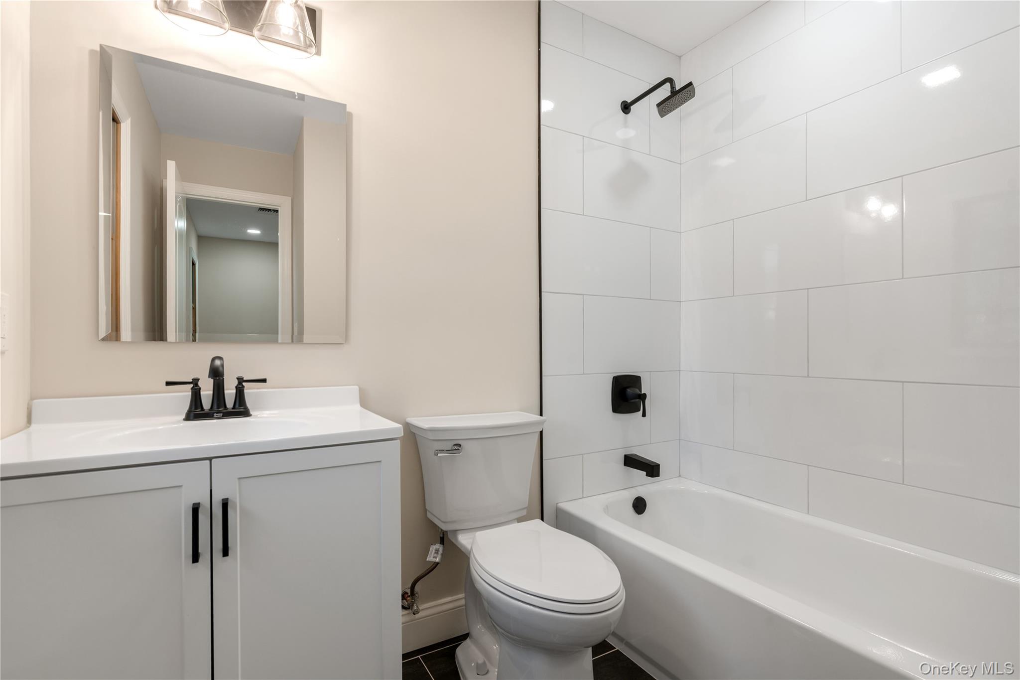 #20 photo, 4 Pine Street, Huntington , NY 11743