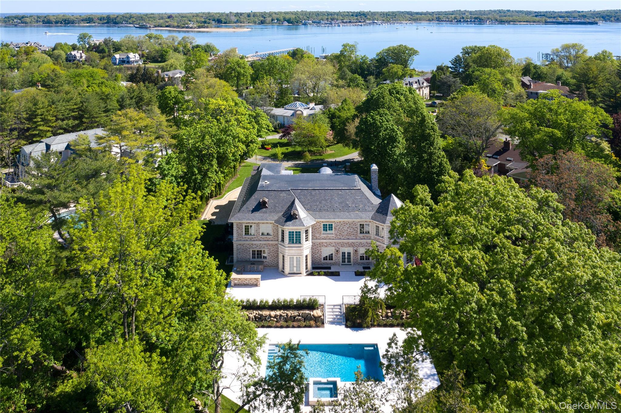 #3 photo, 6 Foxwood Road, ナッソー郡 Great Neck , NY 11024